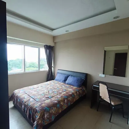 Lovers Island Homestay Batu Ferringhi Exterior photo
